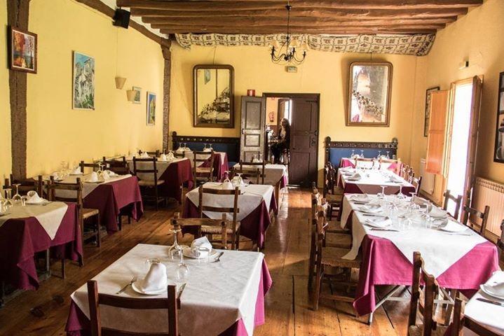 Casa Rural Restaurante Casino Munilla Extérieur photo